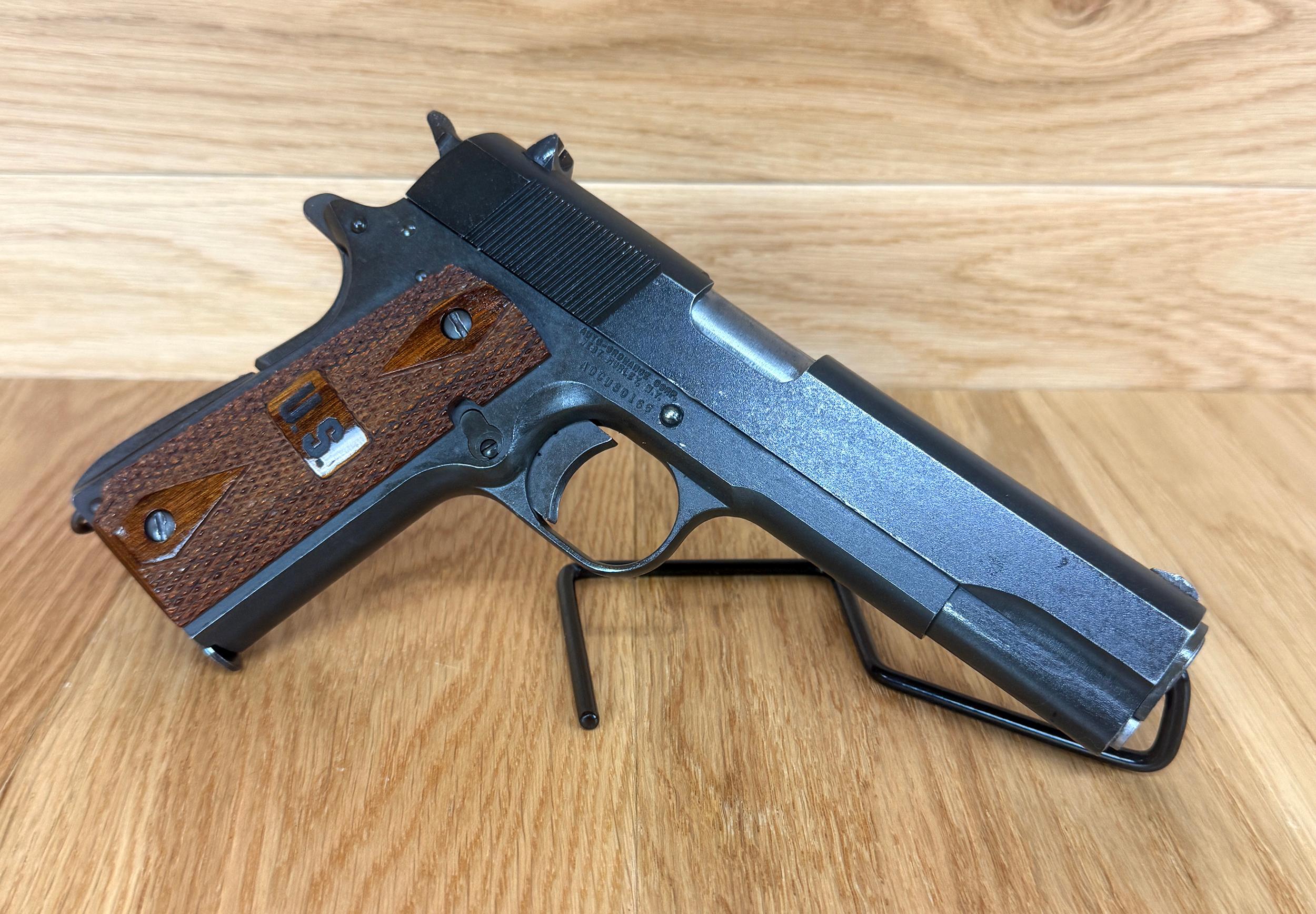 Thompson Auto-Ordnance Corp 1911A1 WWII Style .45acp Semi Auto Pistol