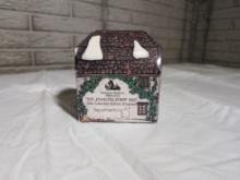 Department 56 Sir John Falstaff Inn Ornament 1995 Dickens Collectors Edition
