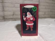 Hallmark 1996 Coca-cola Santa Ornament Â€“ Â€œwelcome Guestâ€�