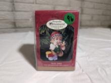 Hallmark 1999 Arctic Artist Club Ornament Keepsake Collectors Club