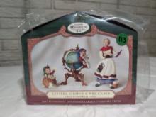Hallmark 2001 Ornament Set Lettera, Globus & Mrs. Claus, 3-piece (nib)