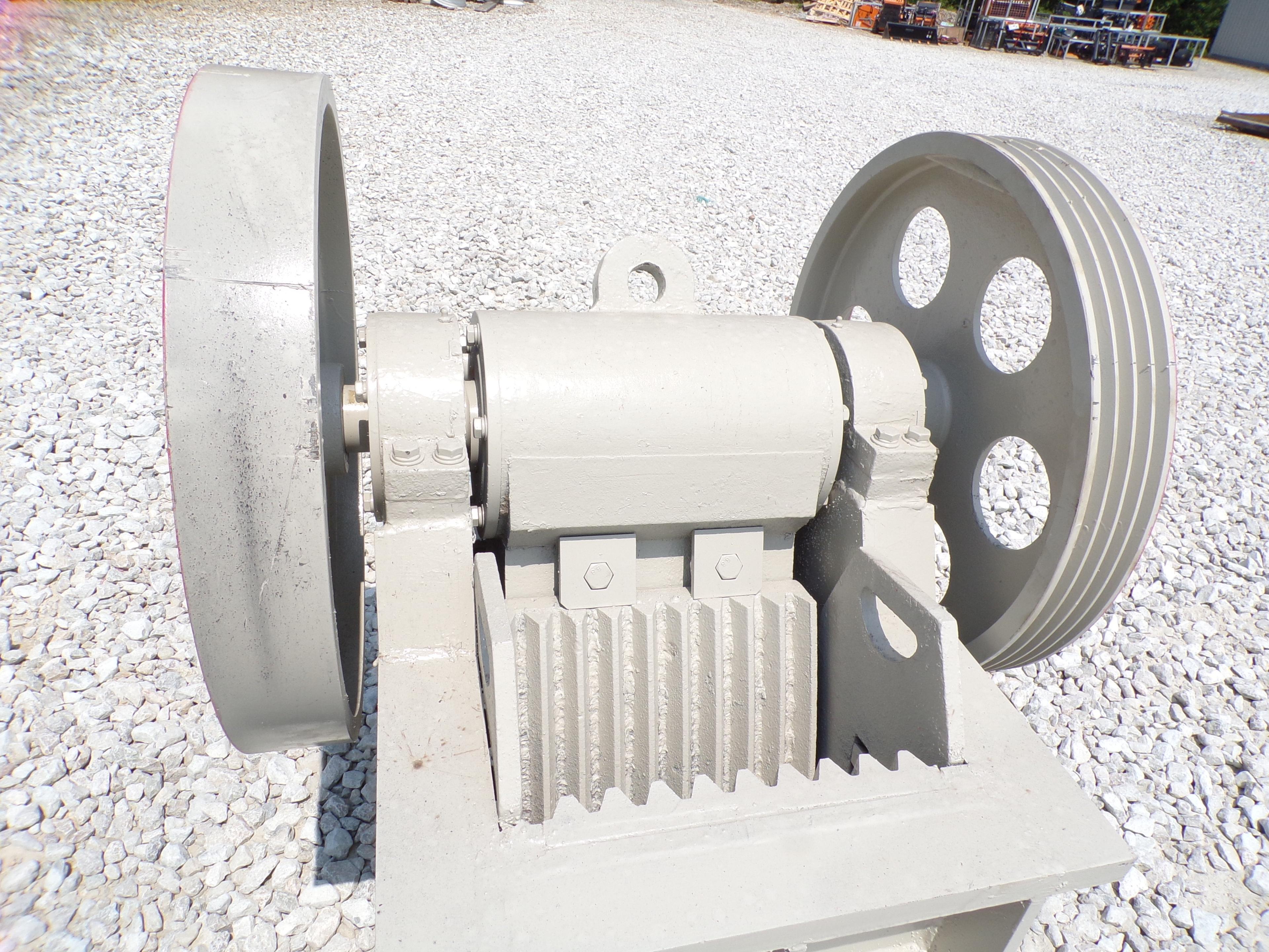 JAW CRUSHER