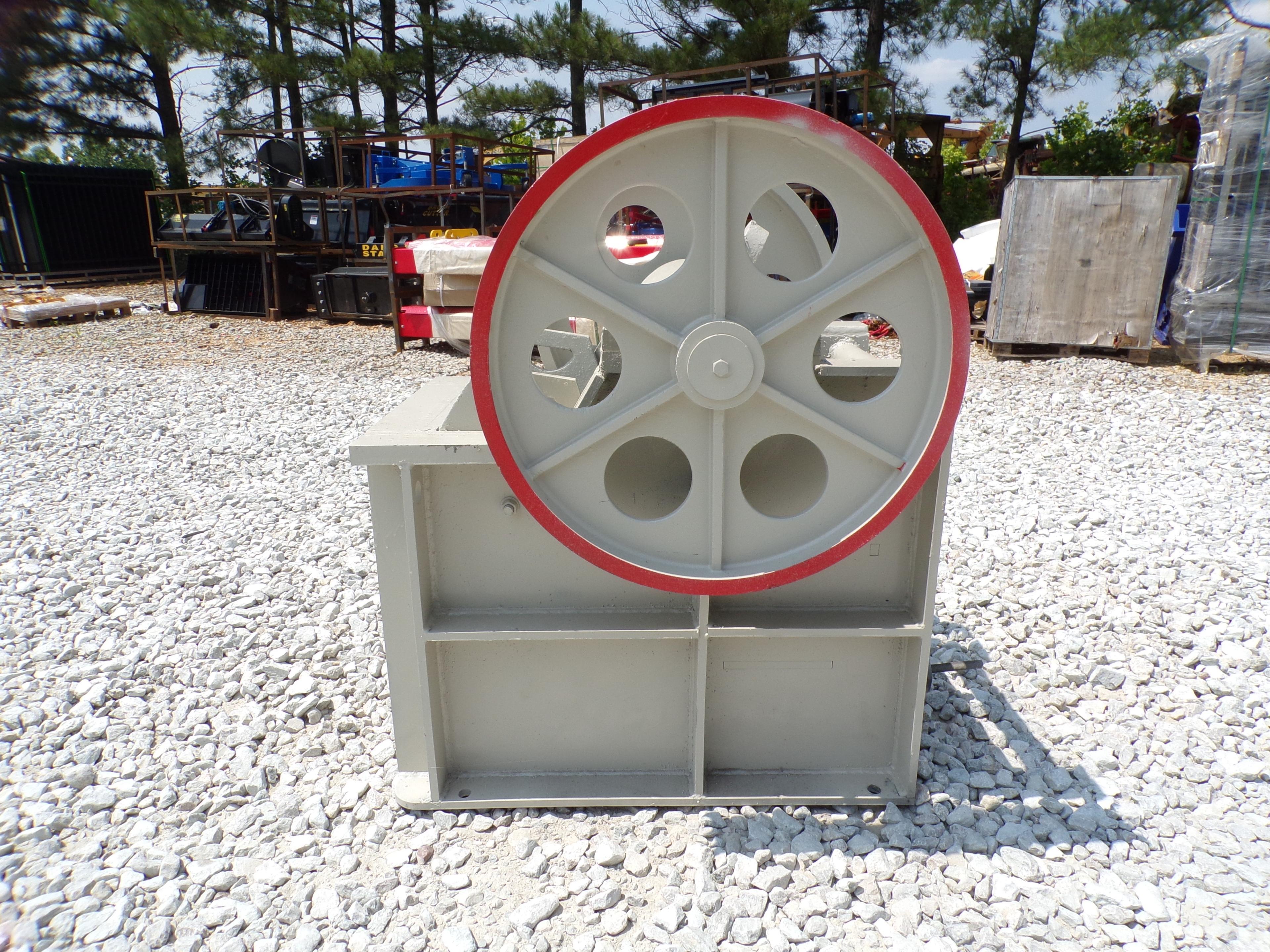 JAW CRUSHER