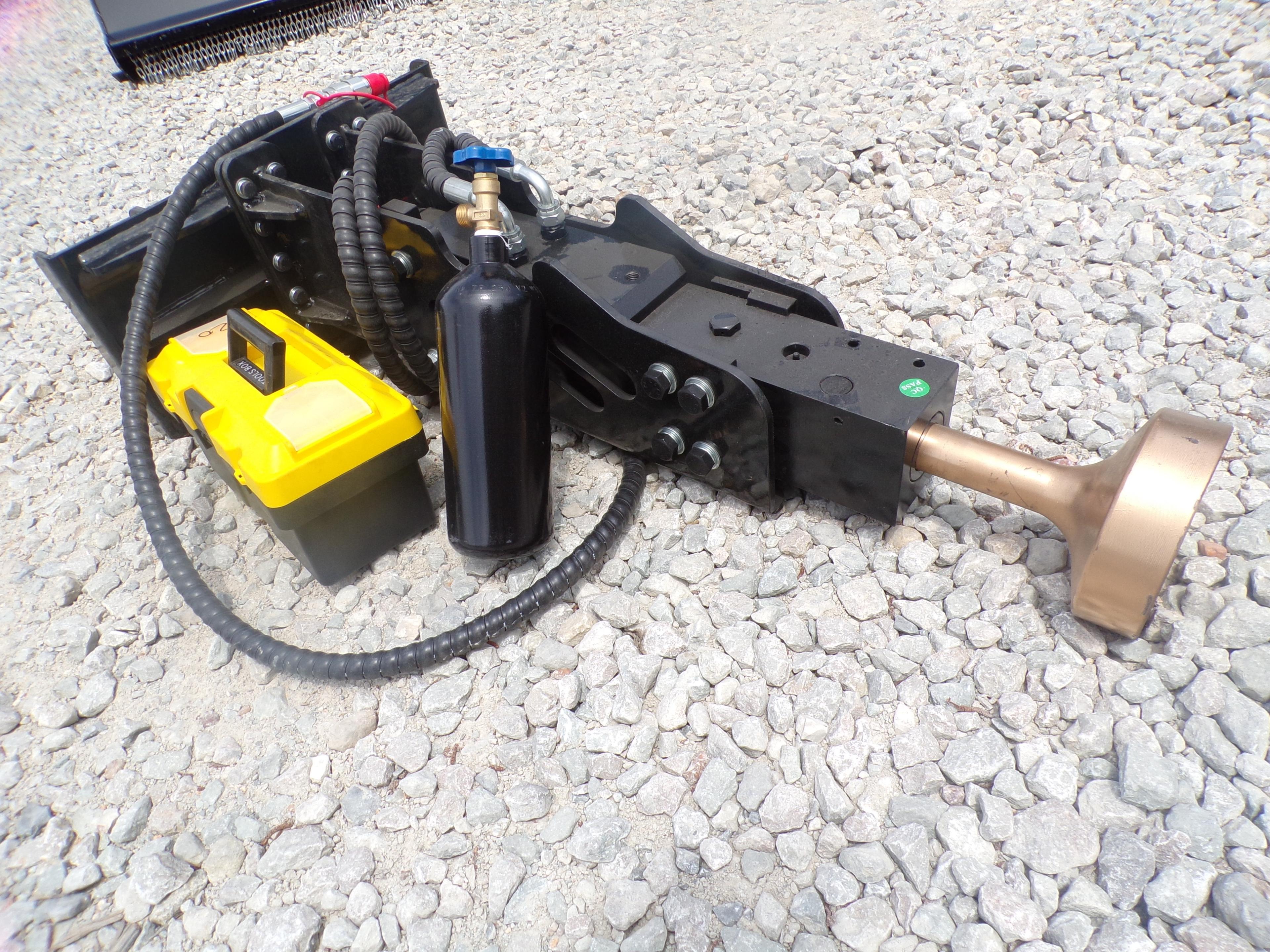 POST DRIVER FOR MINI SKID STEER