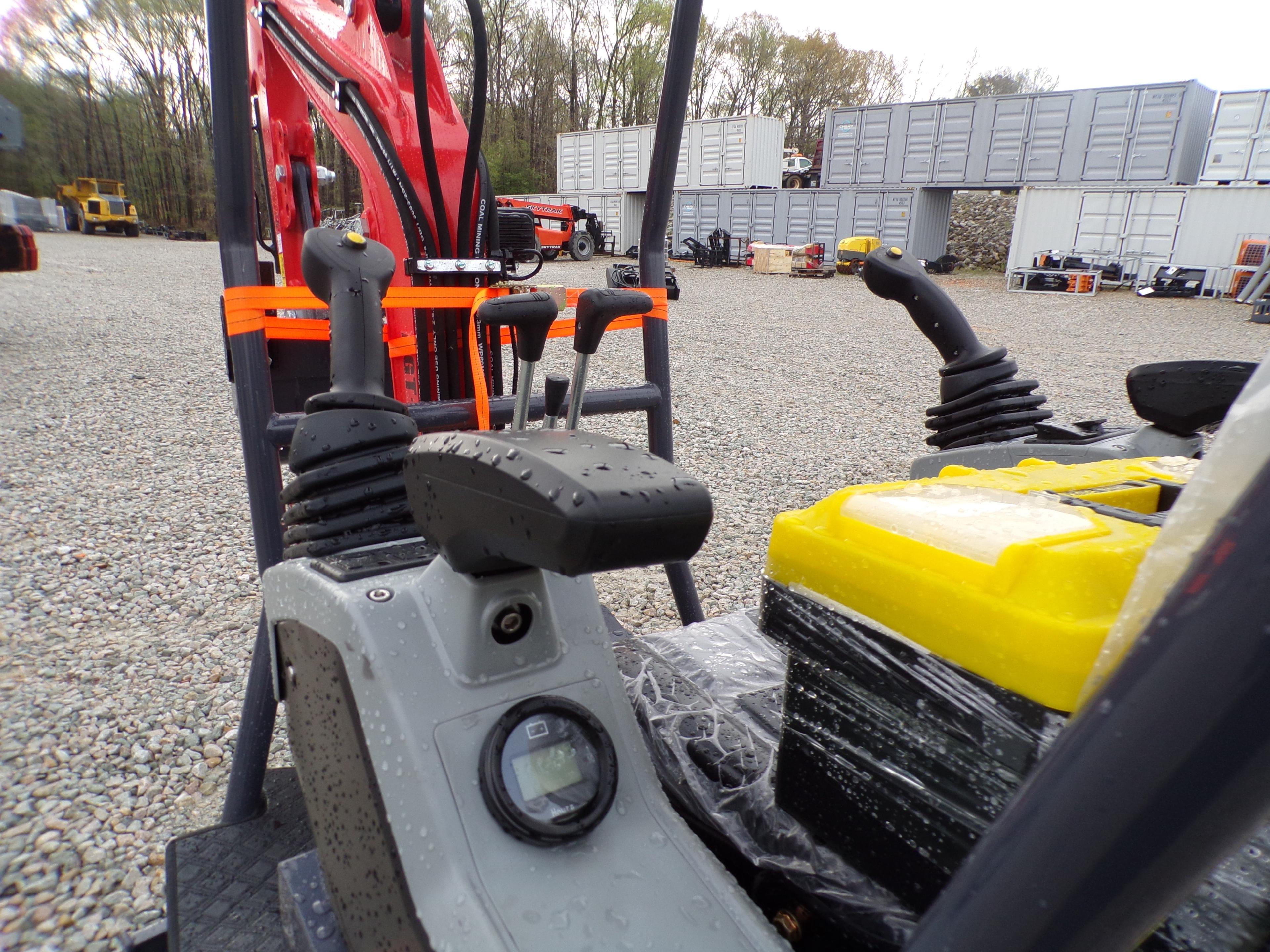 MINI EXCAVATOR-MX15RX