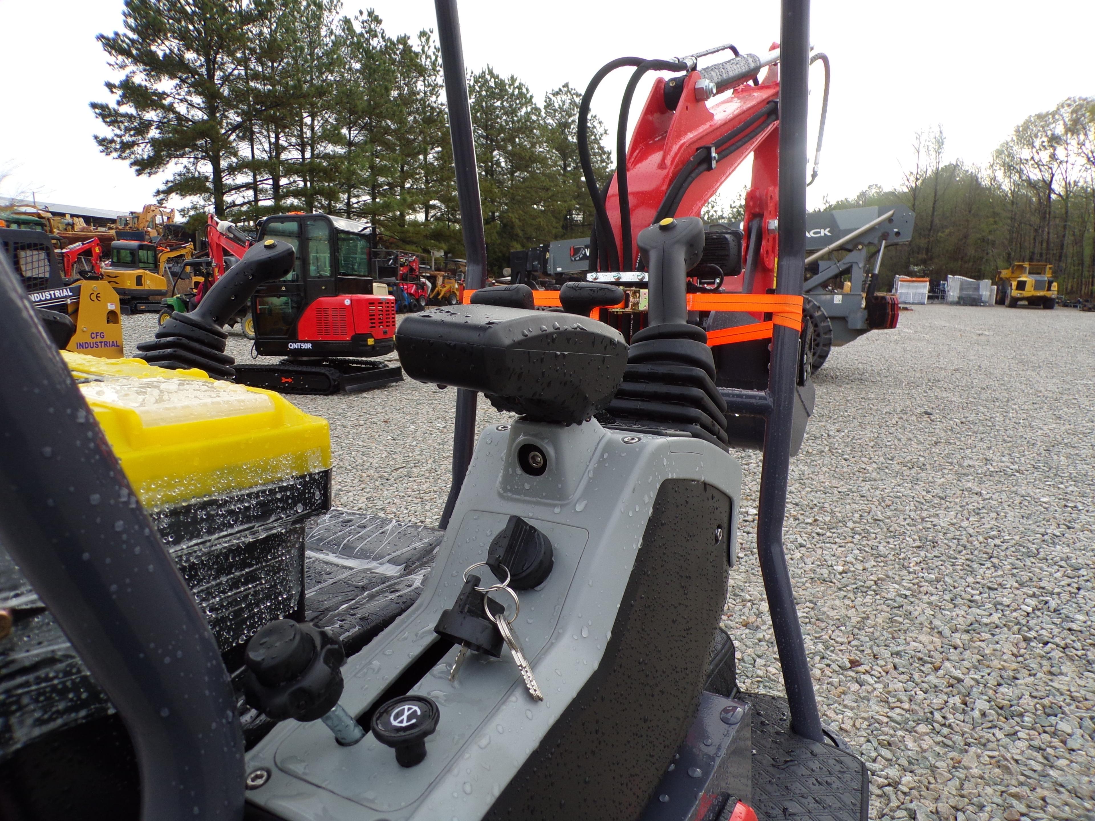 MINI EXCAVATOR-MX15RX