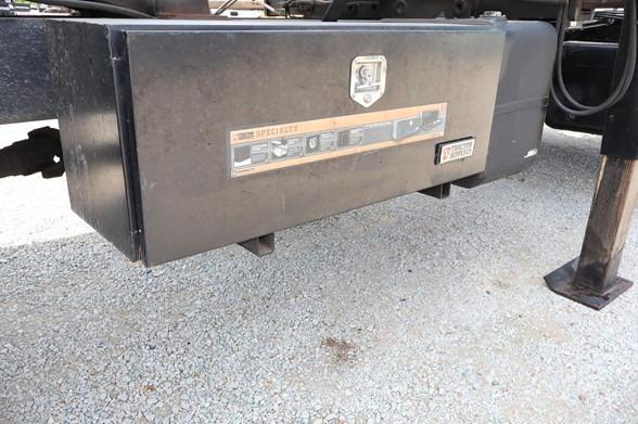 2004 KENWORTH T300 DUMP TRUCK WITH CRANE