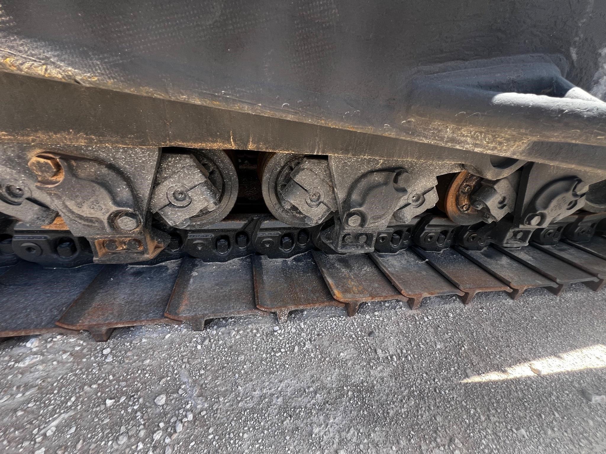 2015 Black Caterpillar D8T