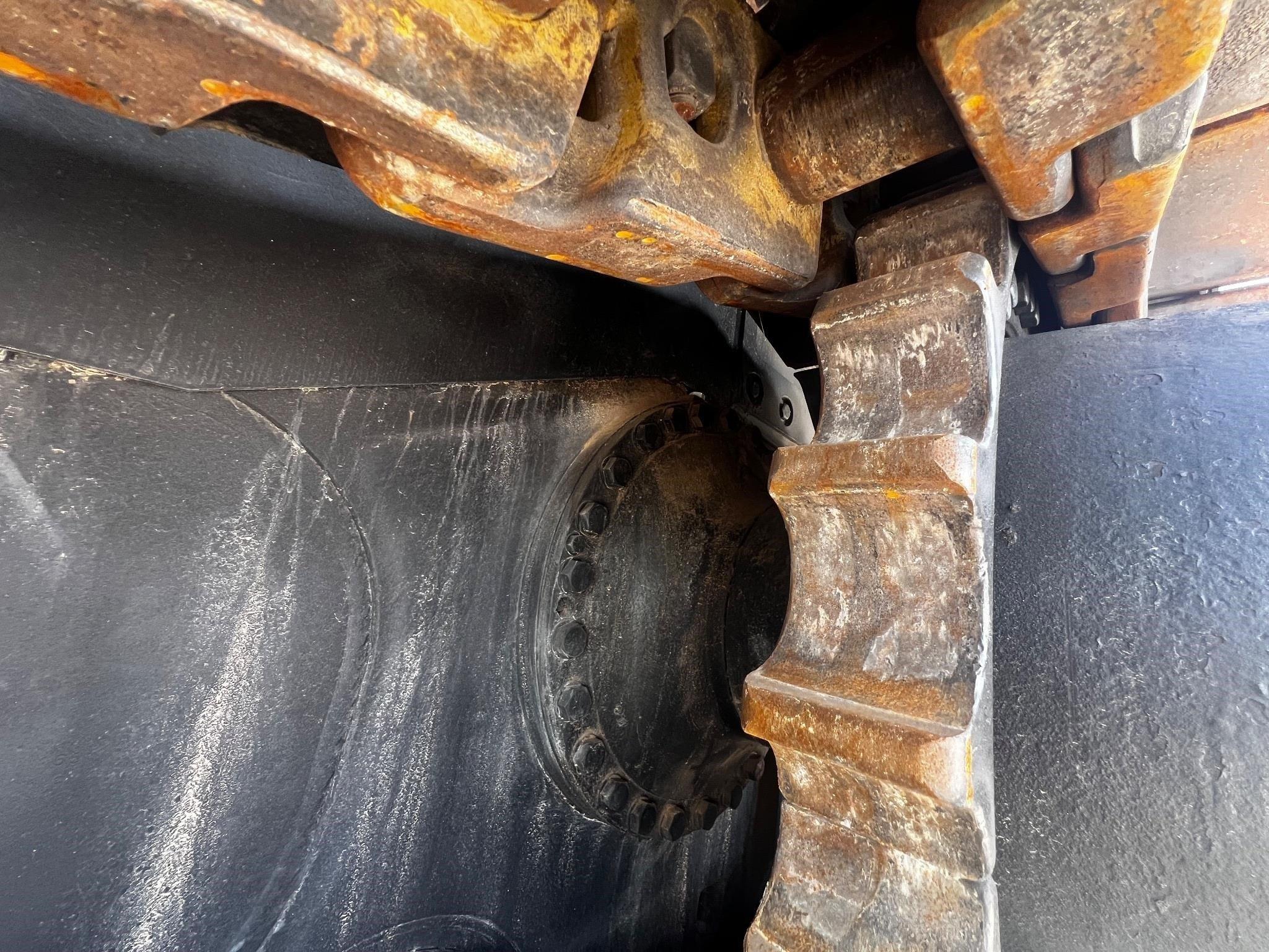 2015 Black Caterpillar D8T