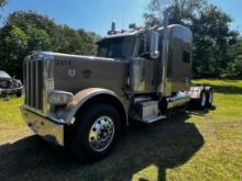 2012 Peterbilt 389 Sleeper