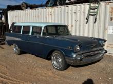 1957 CHEVROLET 573