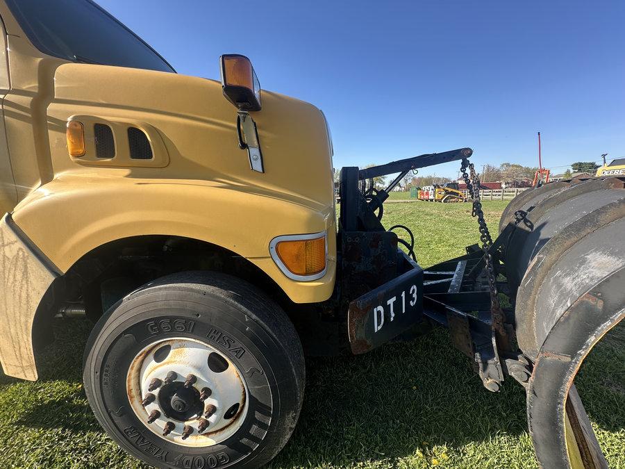 2006 Sterling L8500