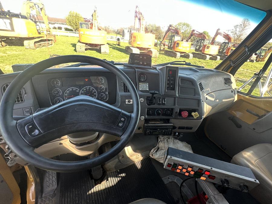 2006 Sterling L8500