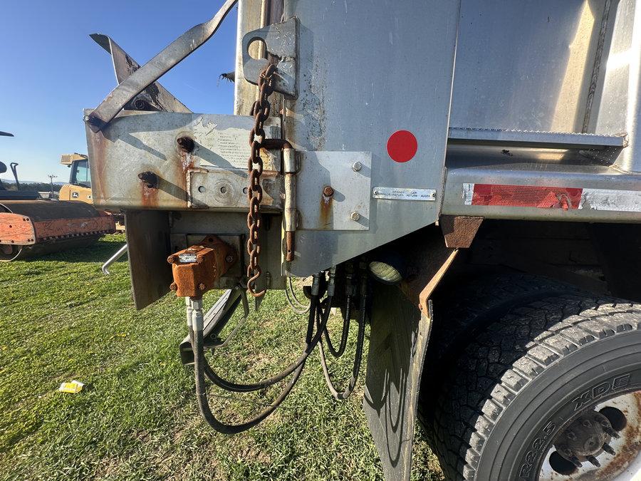 2006 Sterling L8500