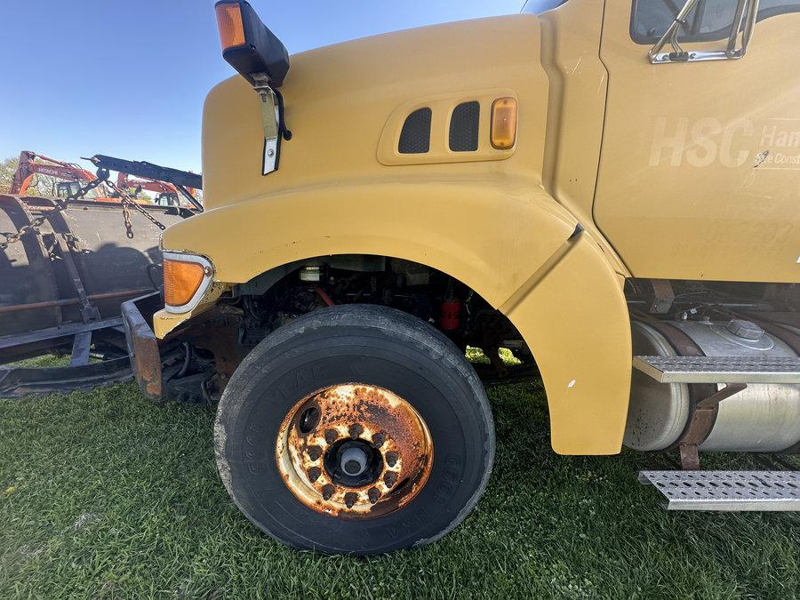 2006 Sterling L8500