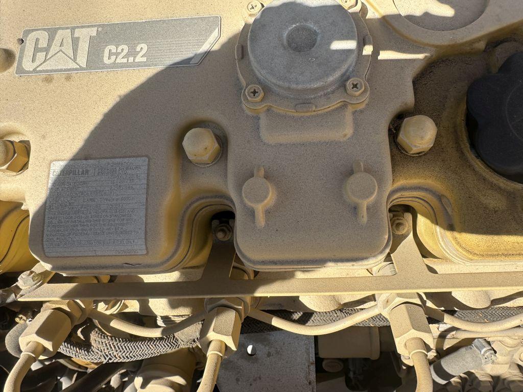 CAT CB34 XW Roller