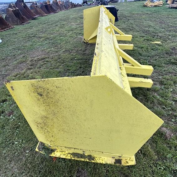 12' Snow Box/Pusher