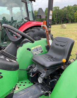 John Deere 4105