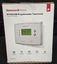 RTH2510B Honeywell Home Programmable Thermostat