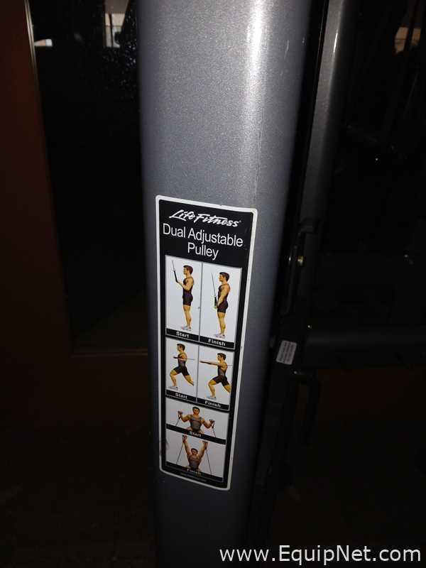 Life Fitness Multifunctional Weight Trainer Signature Series CMDAP