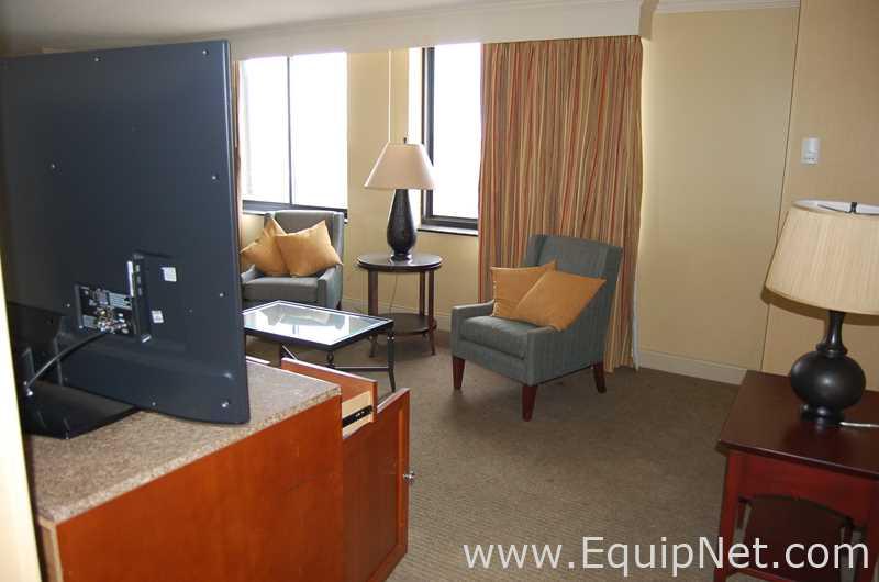 Lot of Guest Room and Contents