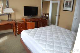 Lot of Guest Room and Contents
