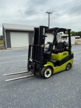 2014 Clark 16FT Forklift