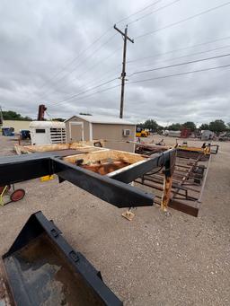GOOSNECK TRAILER