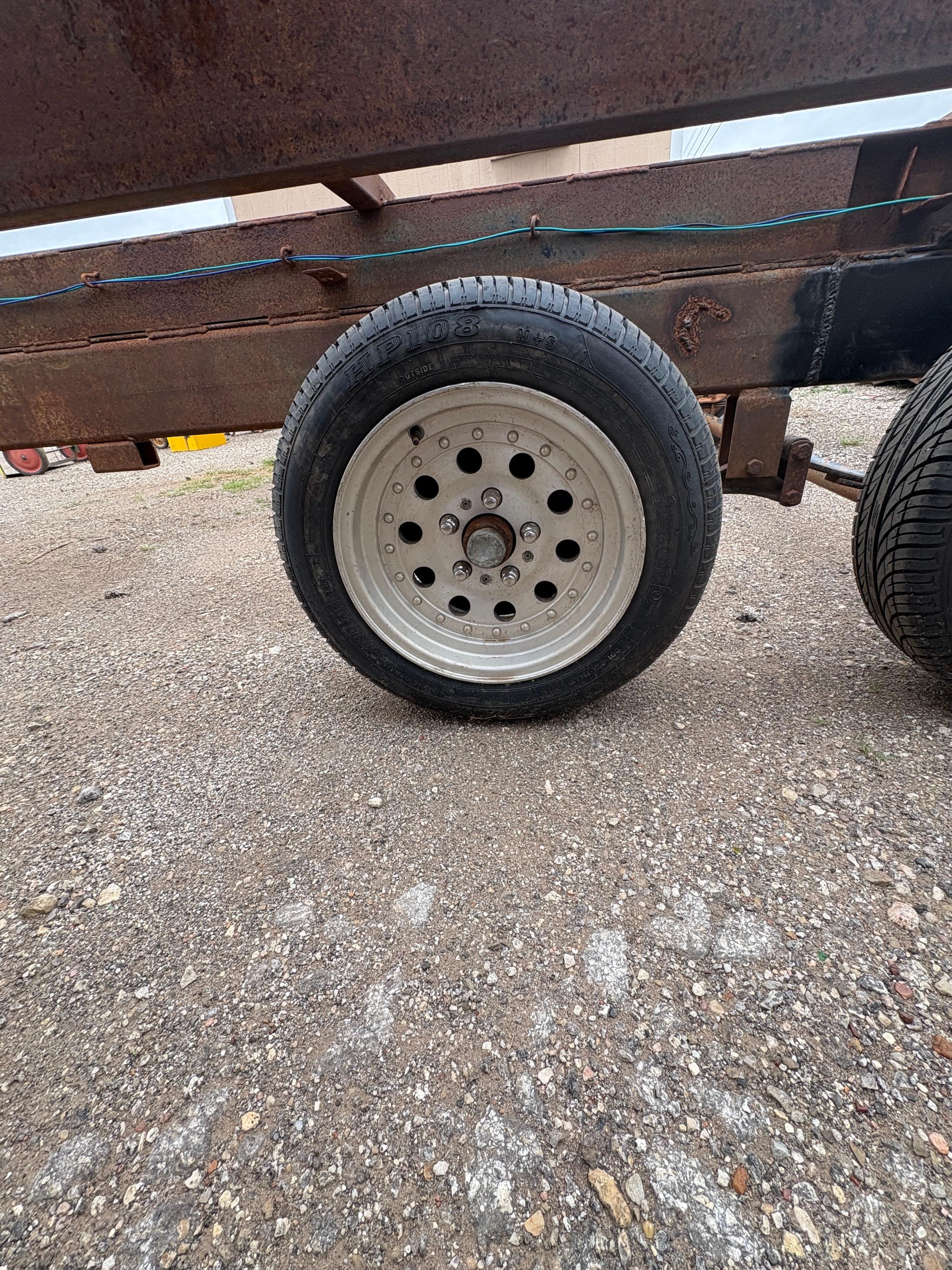 GOOSNECK TRAILER