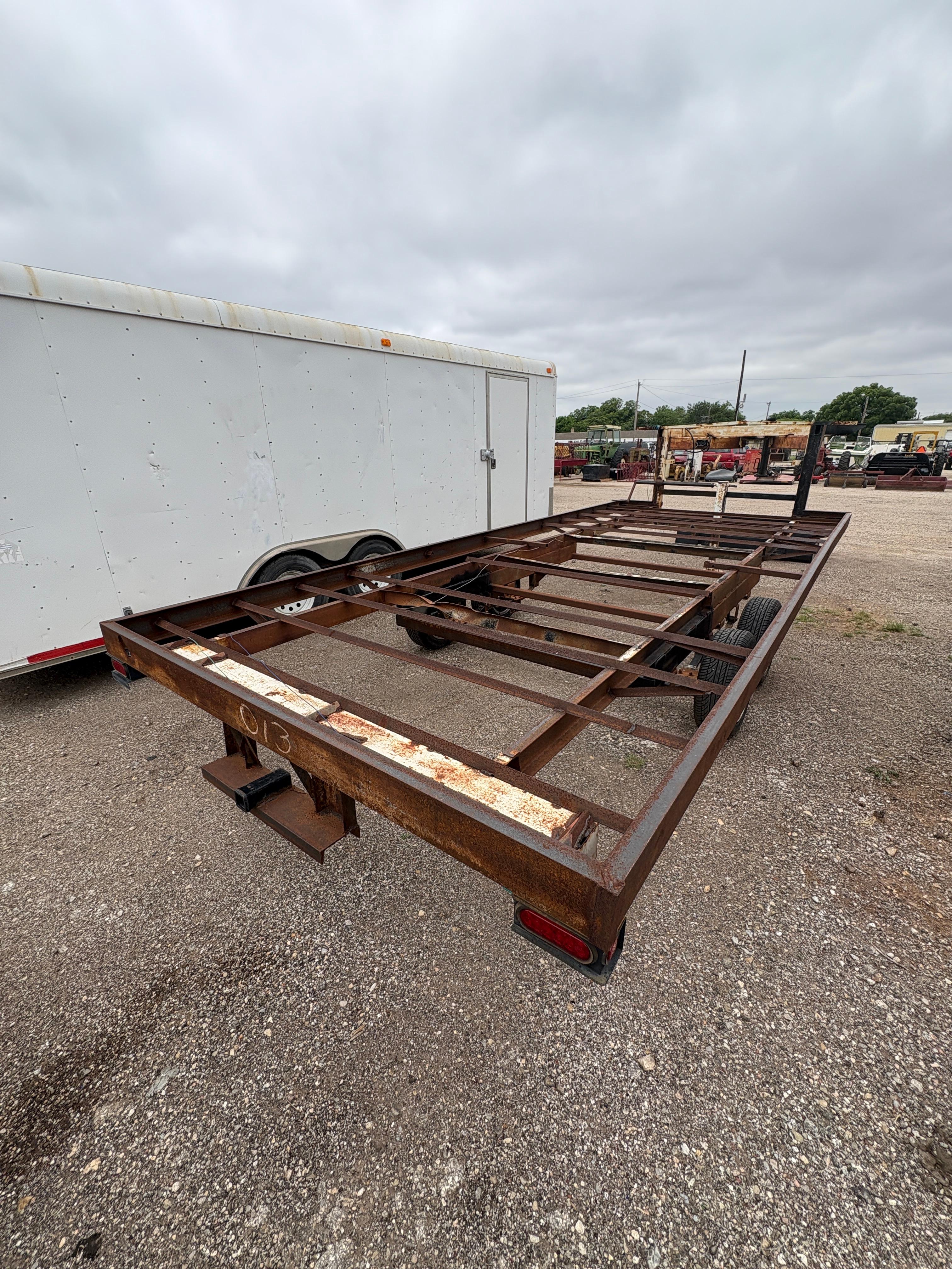 GOOSNECK TRAILER