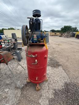 AIR COMPRESSOR