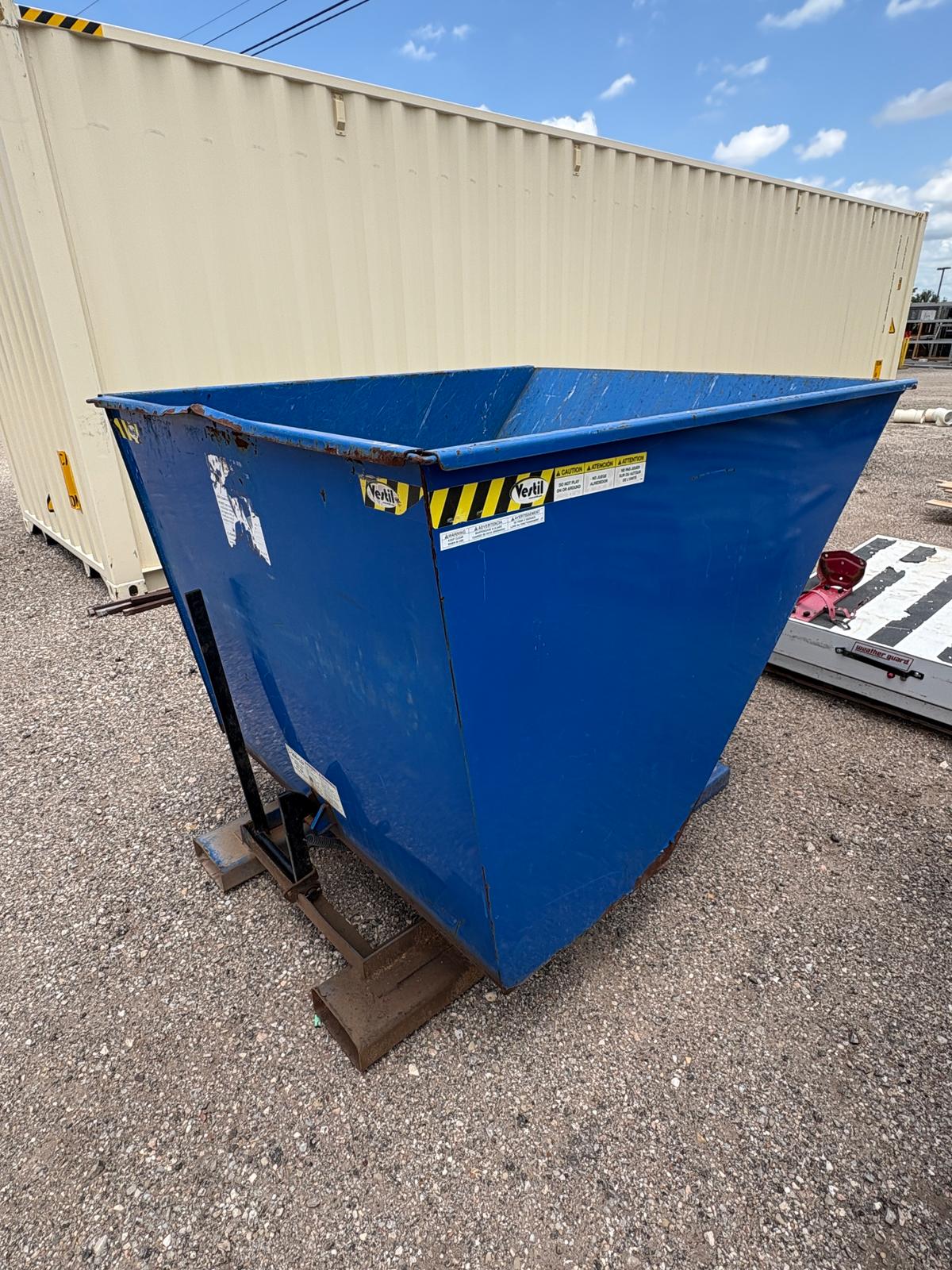 VESTIL SELF DUMPING HOPPER