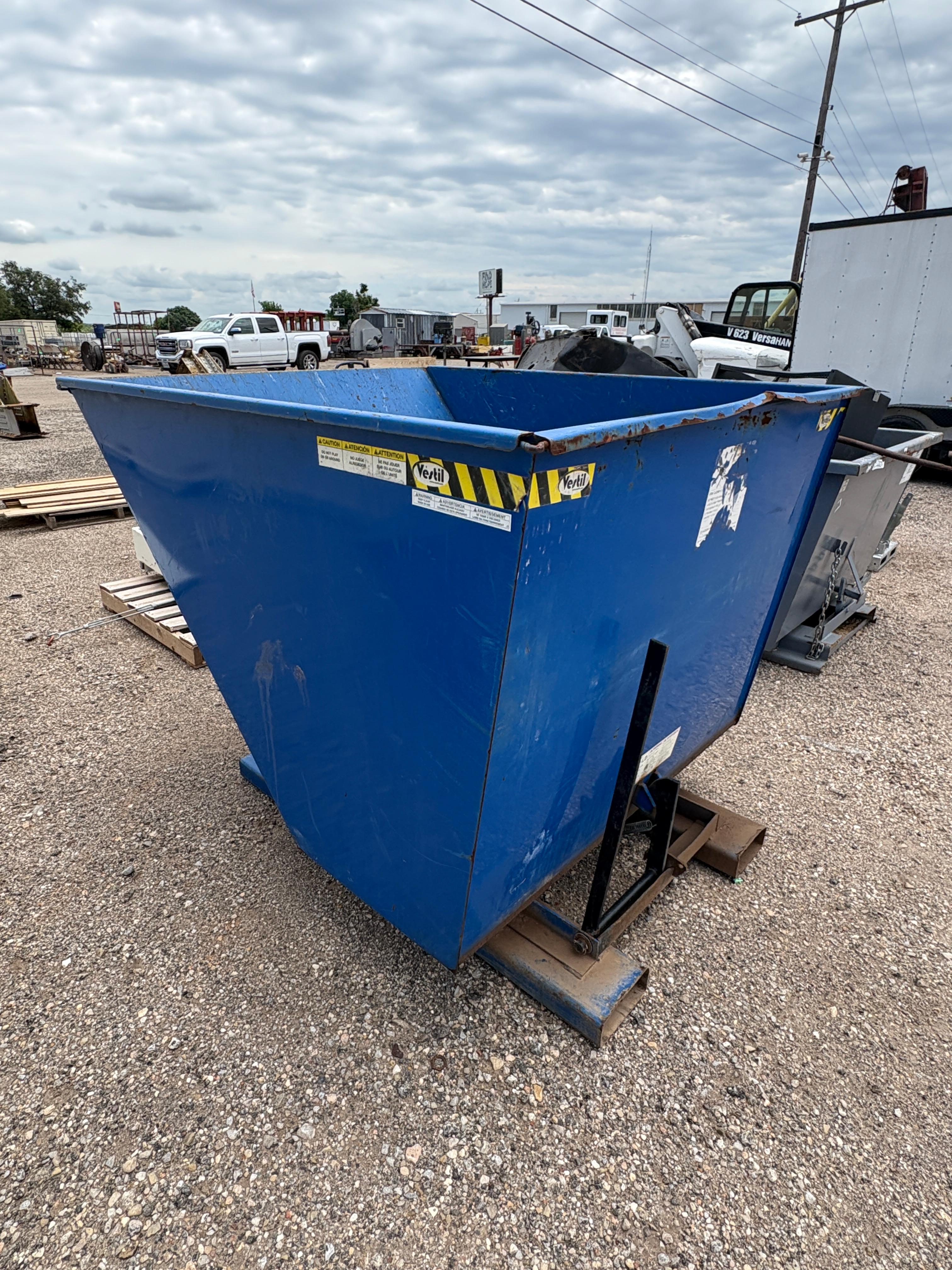 VESTIL SELF DUMPING HOPPER