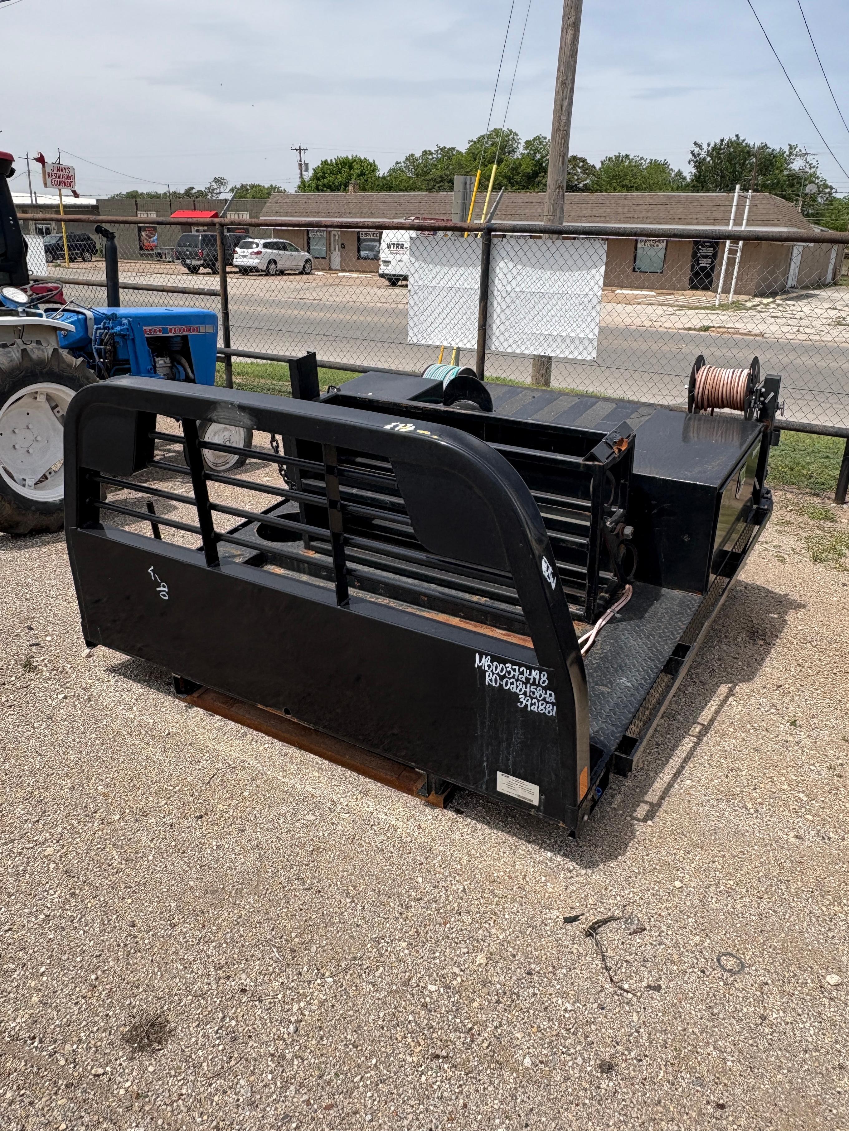 CM FLATBED