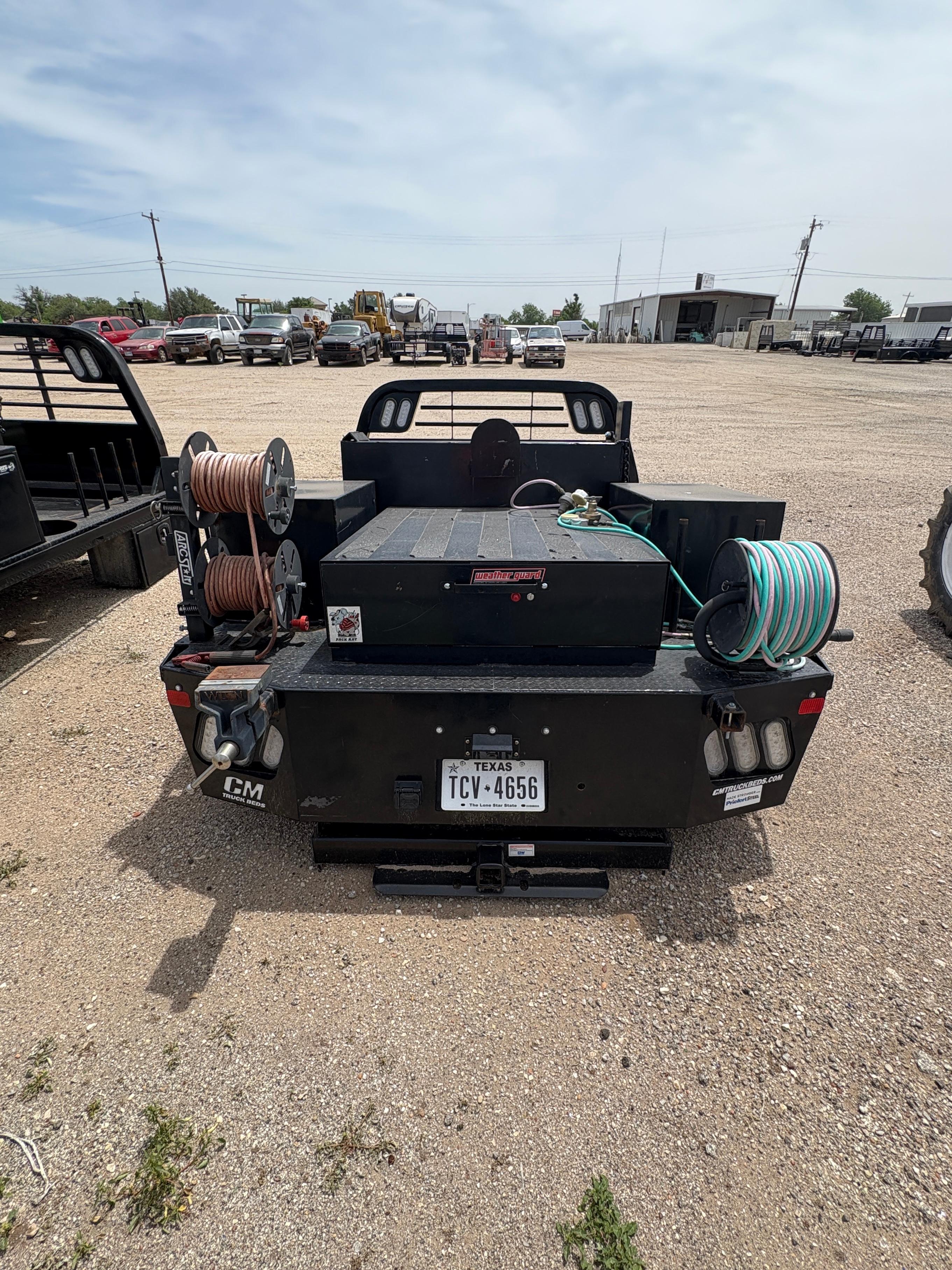 CM FLATBED