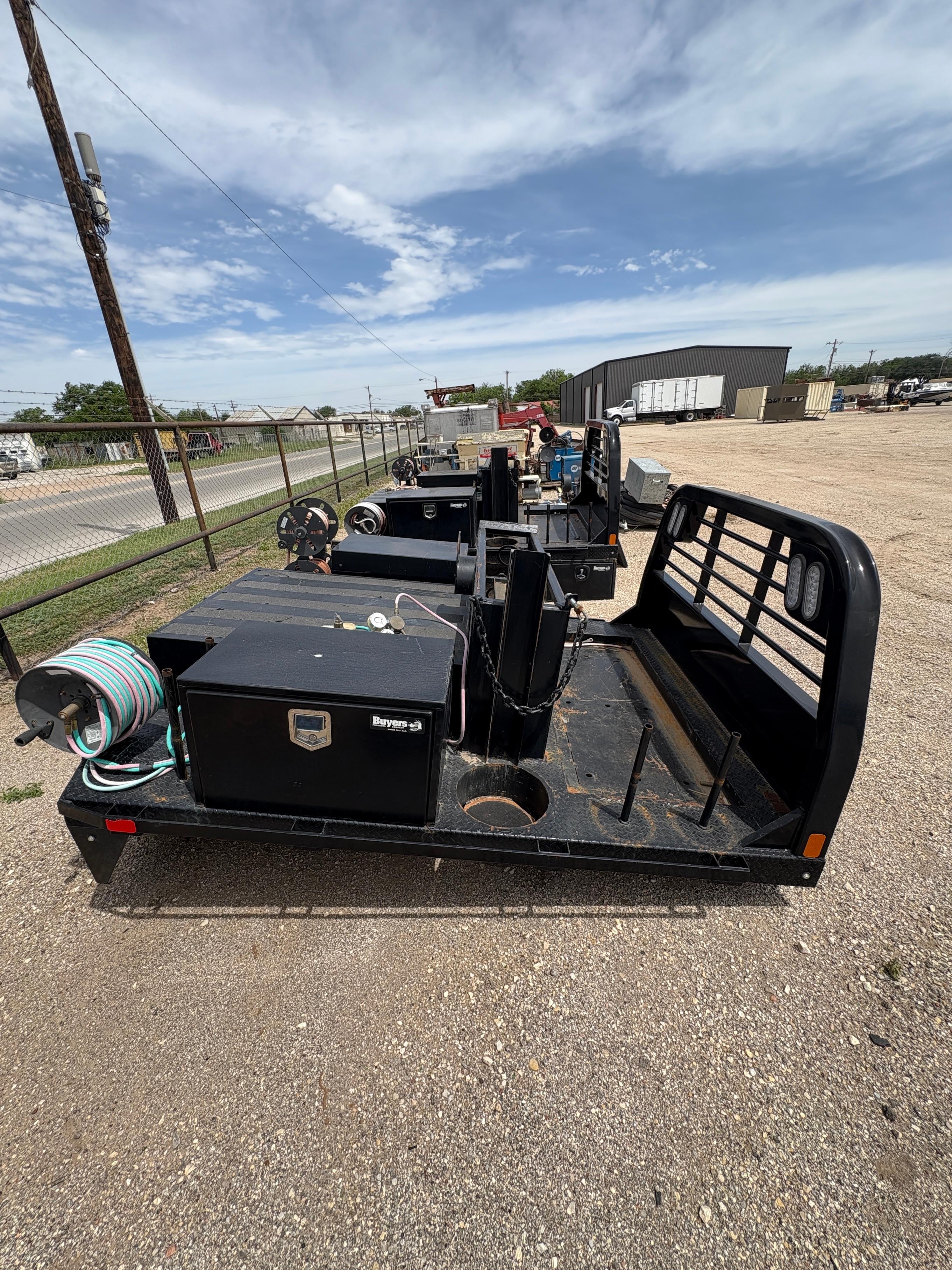 CM FLATBED