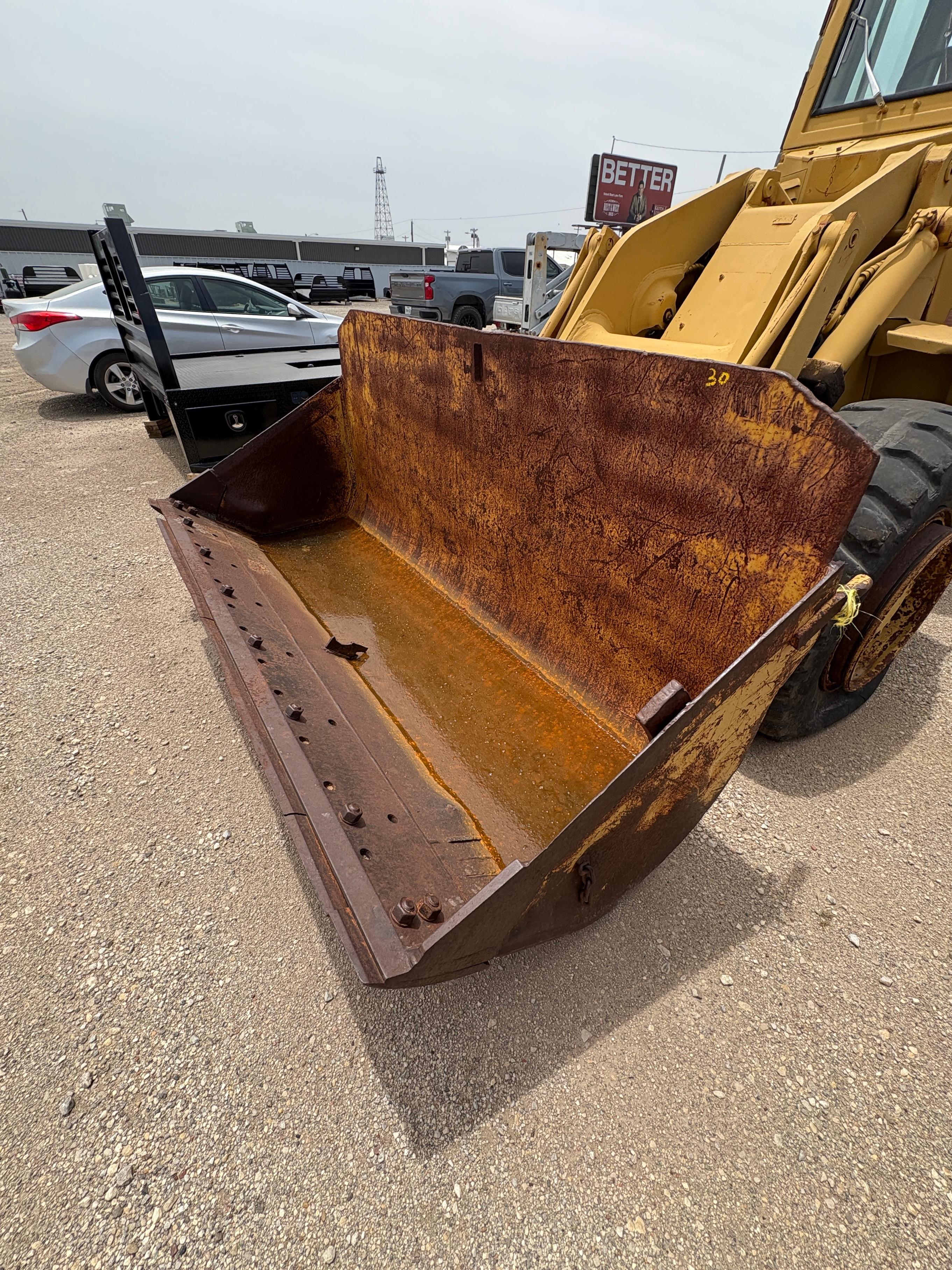 CATERPILLAR LOADER