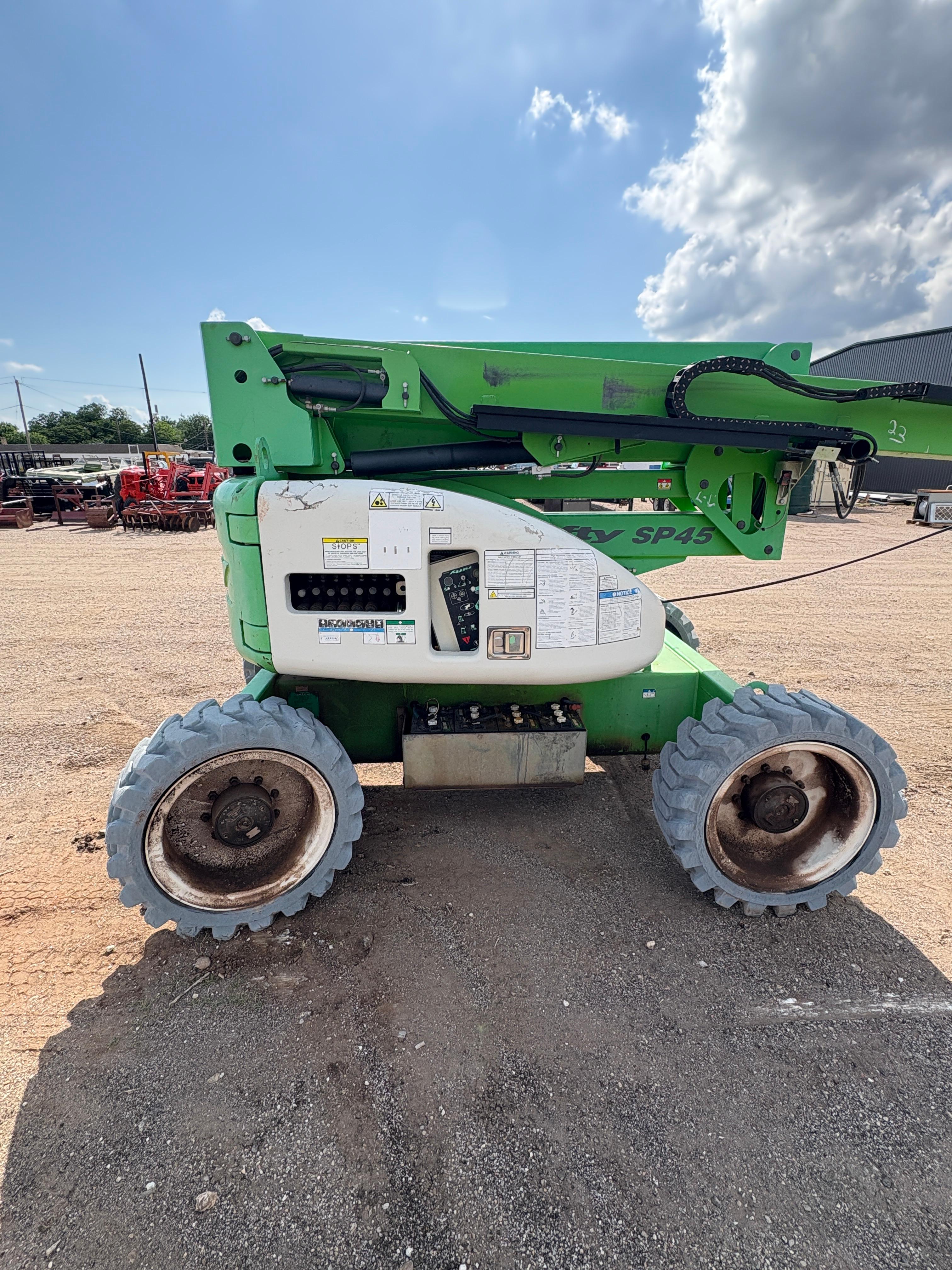 NIFTY SP45 BOOM LIFT