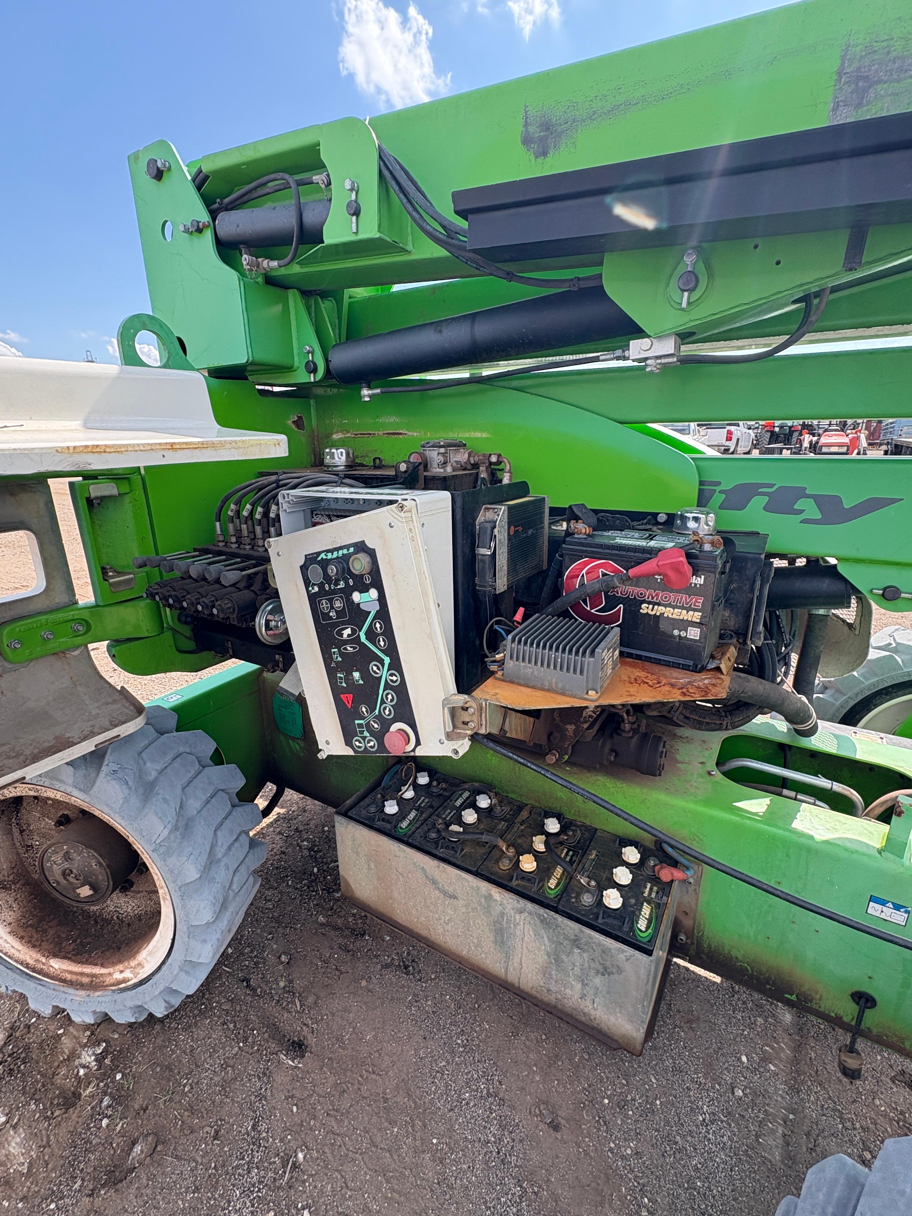 NIFTY SP45 BOOM LIFT