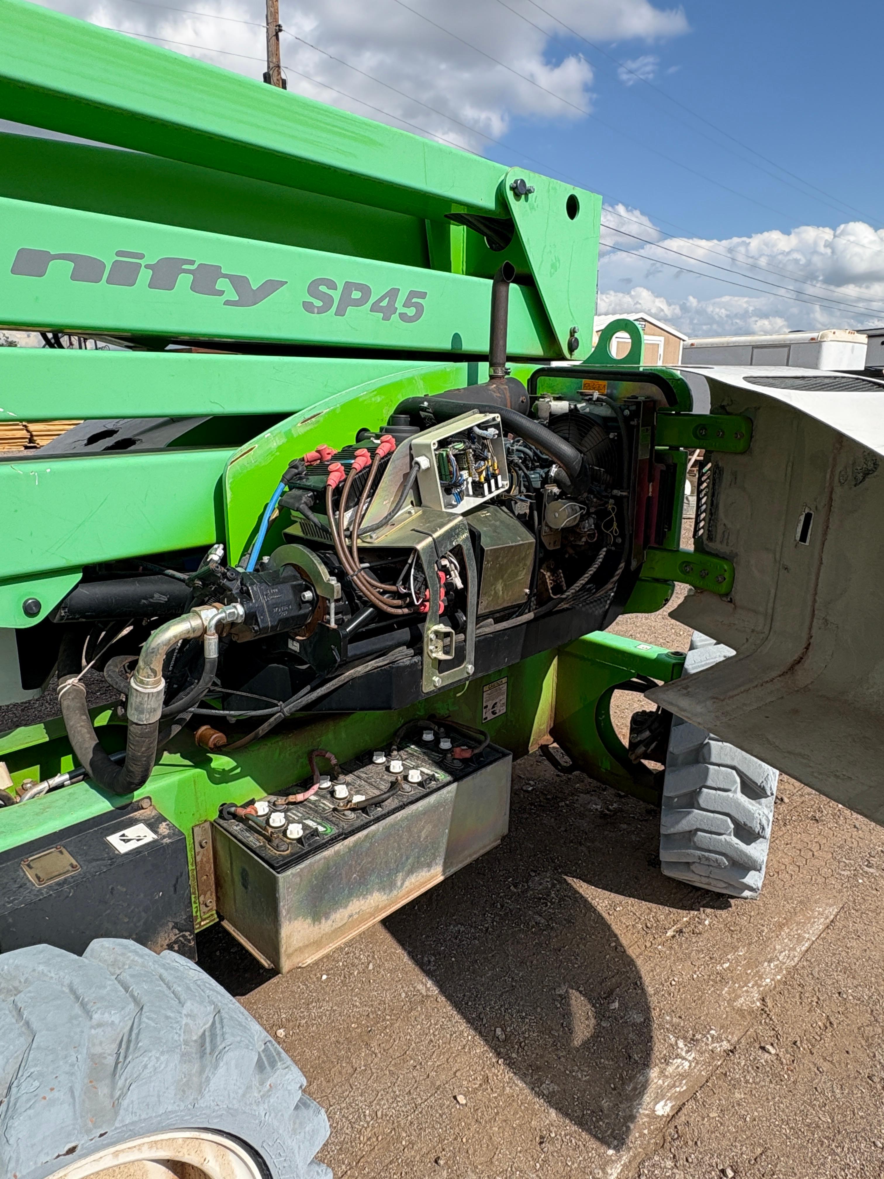NIFTY SP45 BOOM LIFT