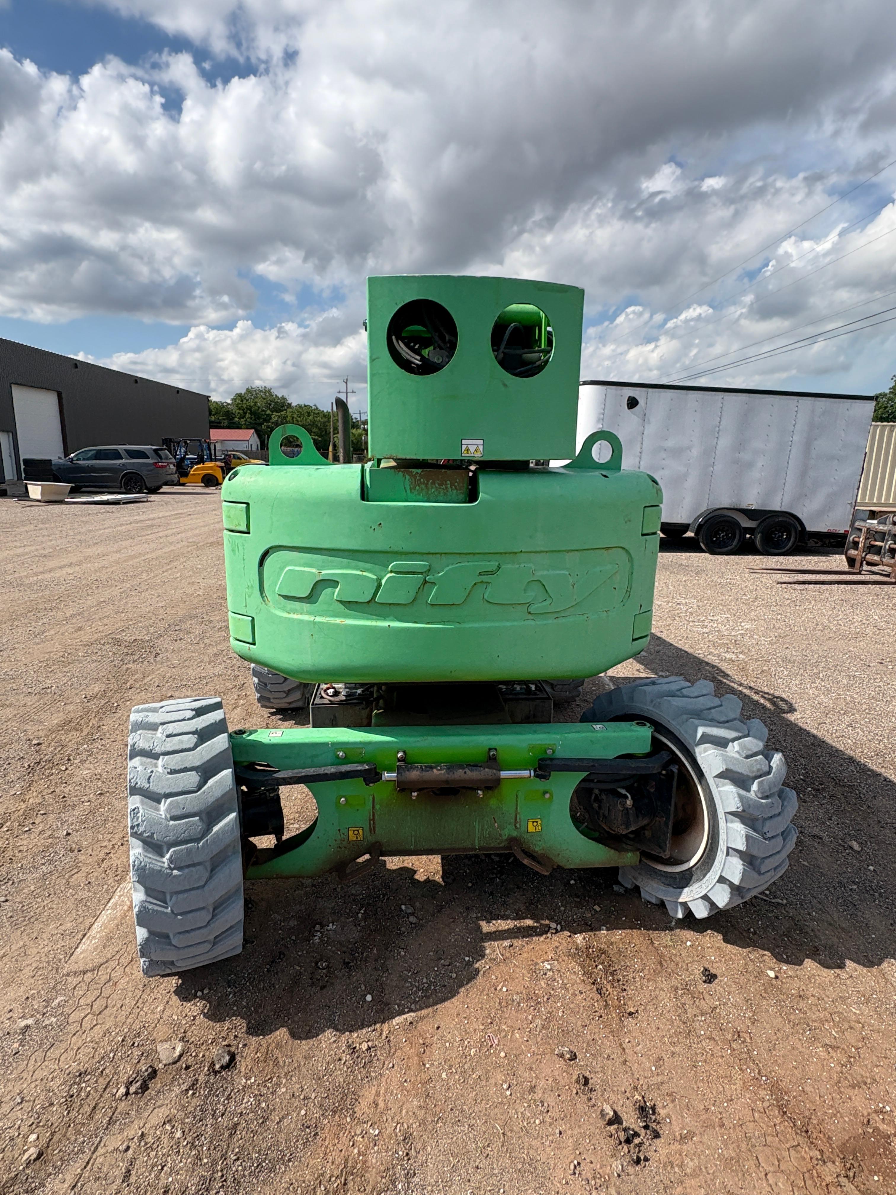 NIFTY SP45 BOOM LIFT