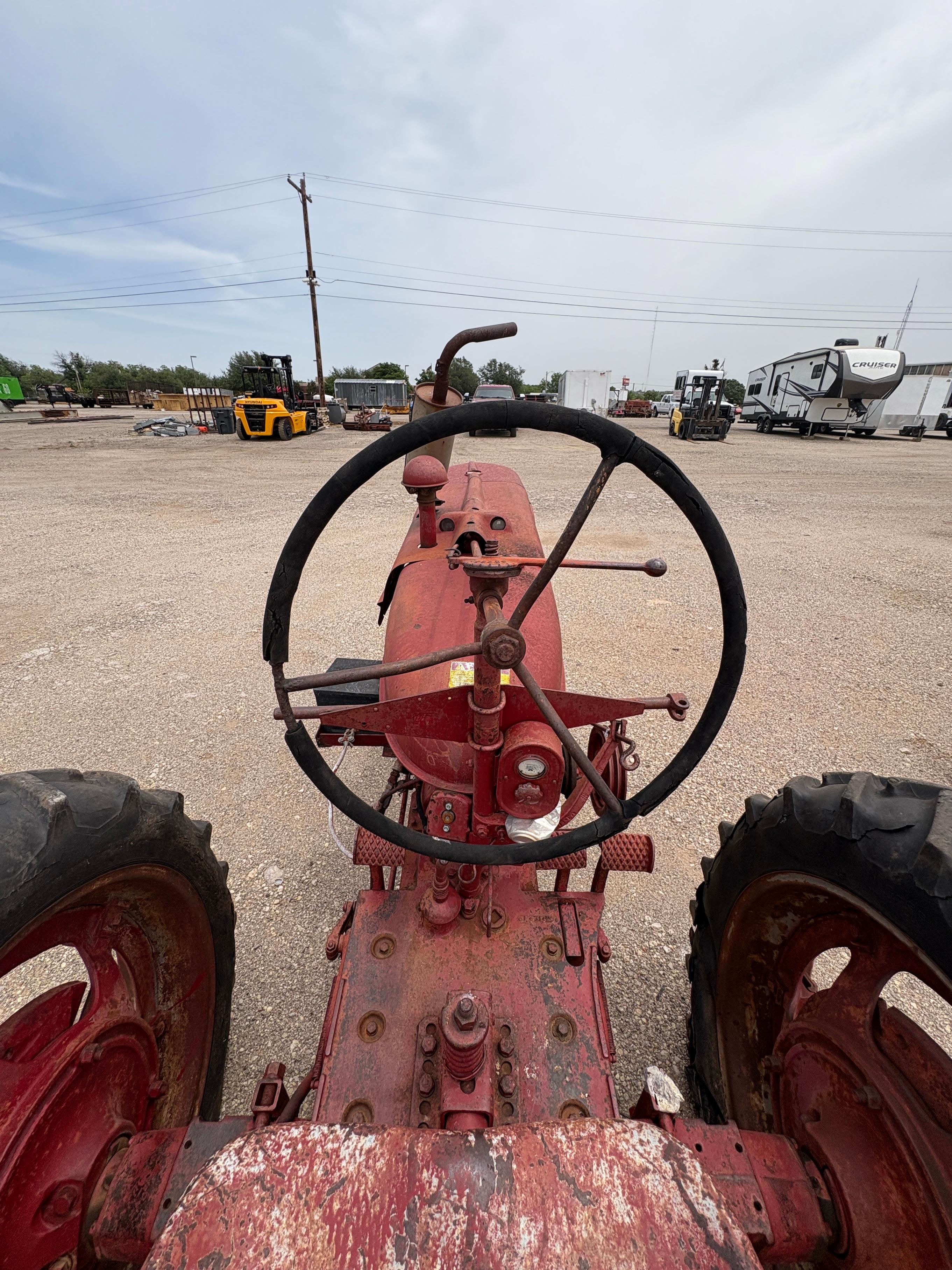 INTERNATIONAL FARMALL