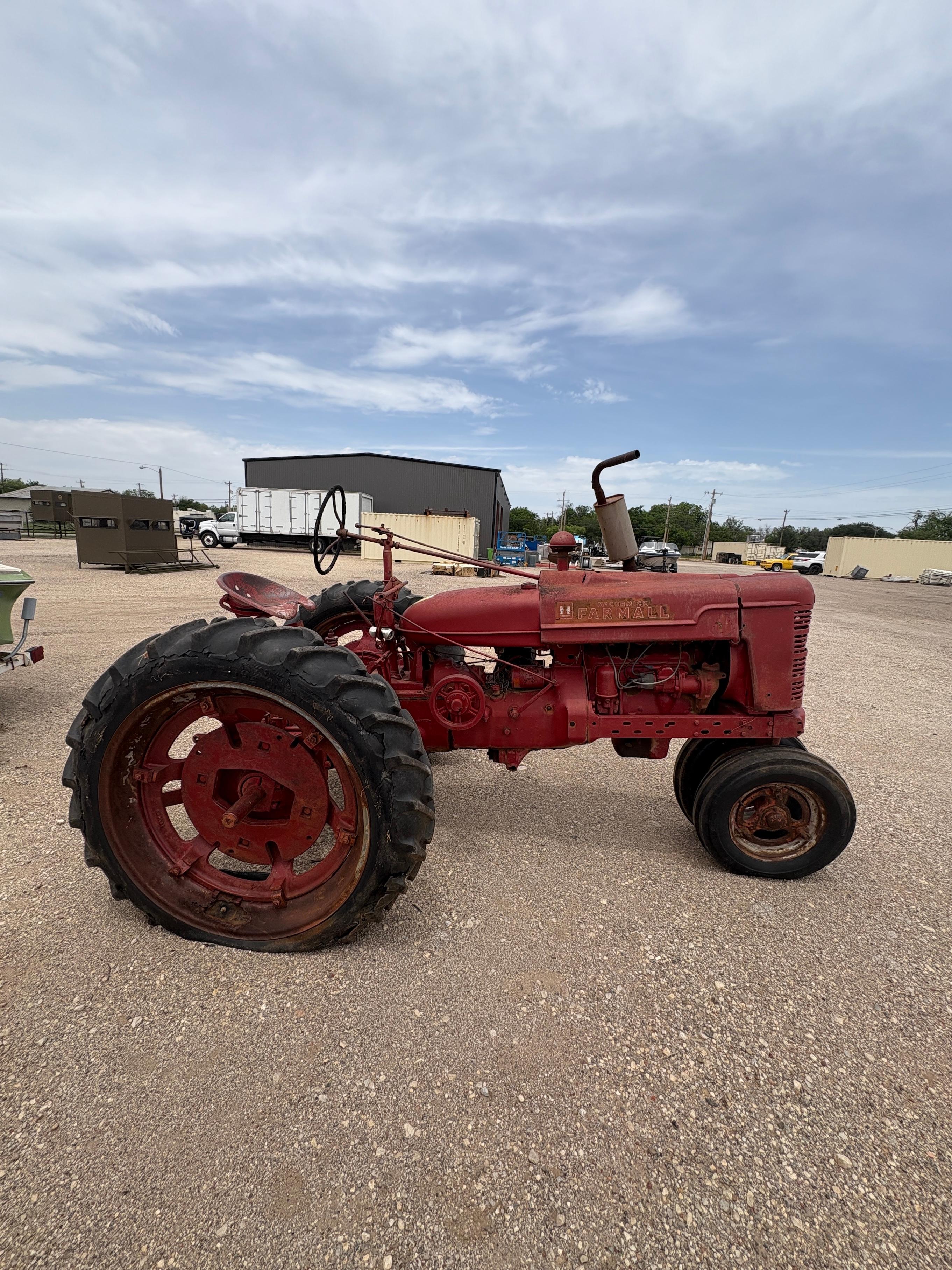 INTERNATIONAL FARMALL