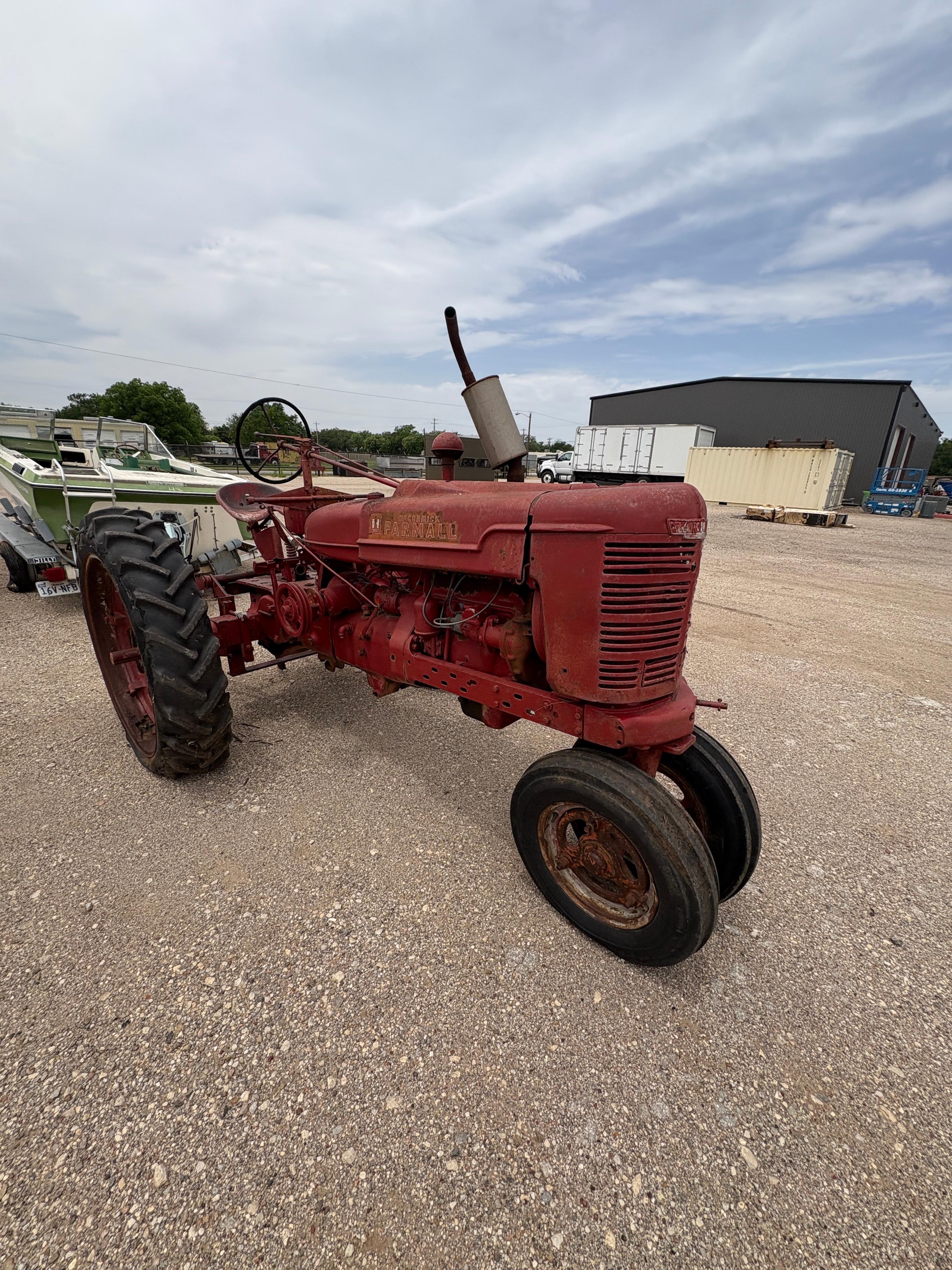 INTERNATIONAL FARMALL