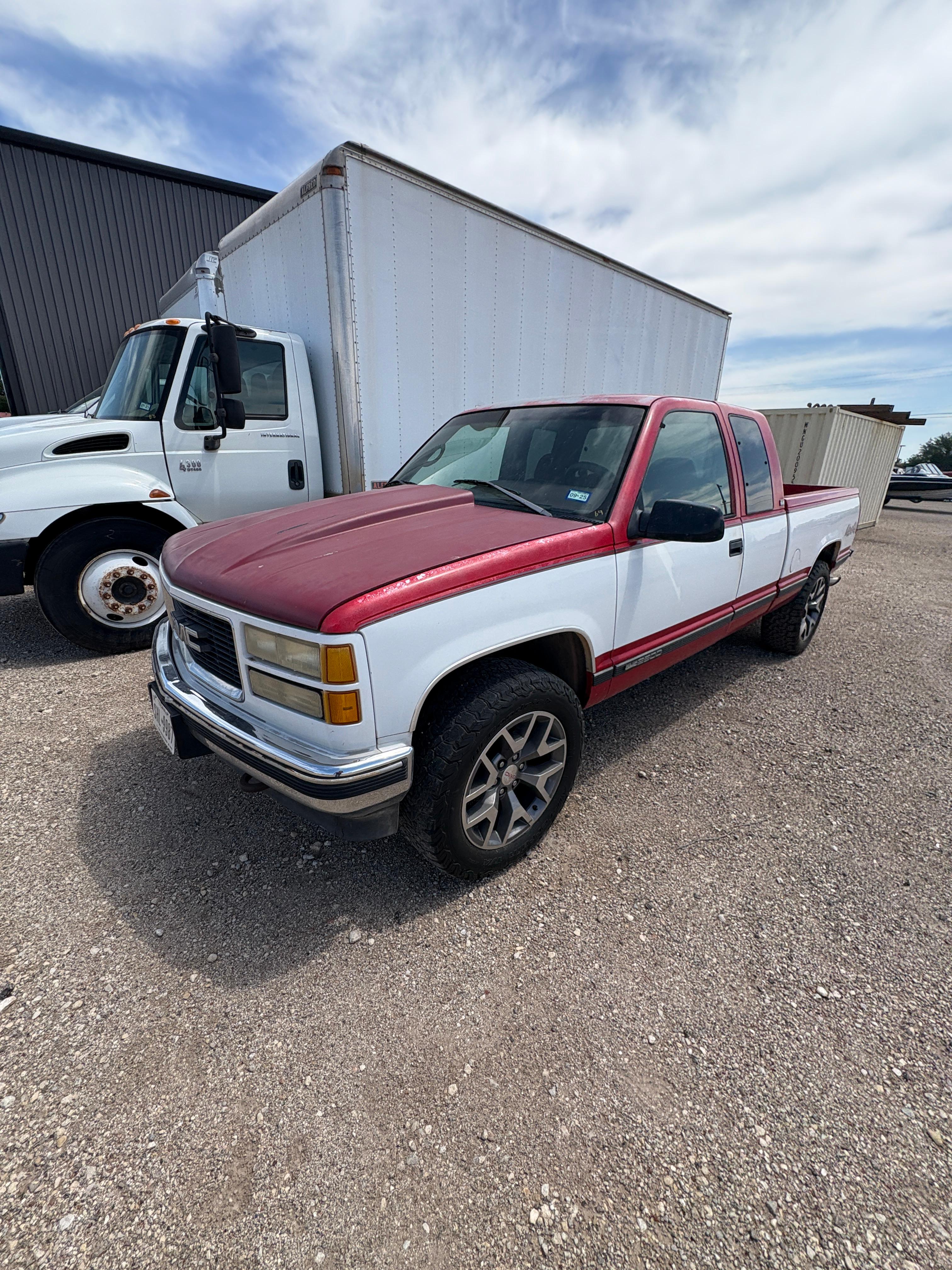GMC 2500 SLE PICKUP