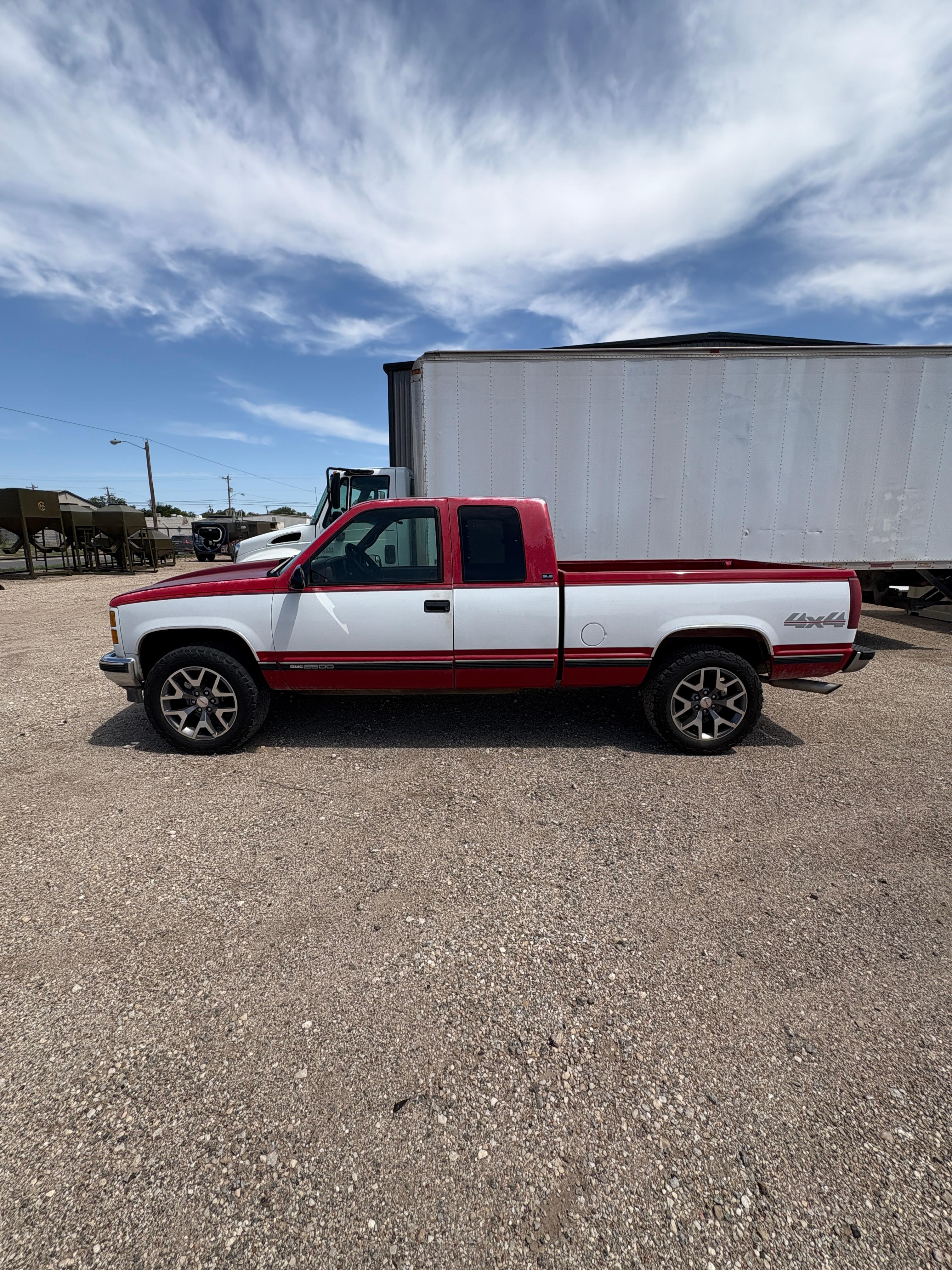 GMC 2500 SLE PICKUP