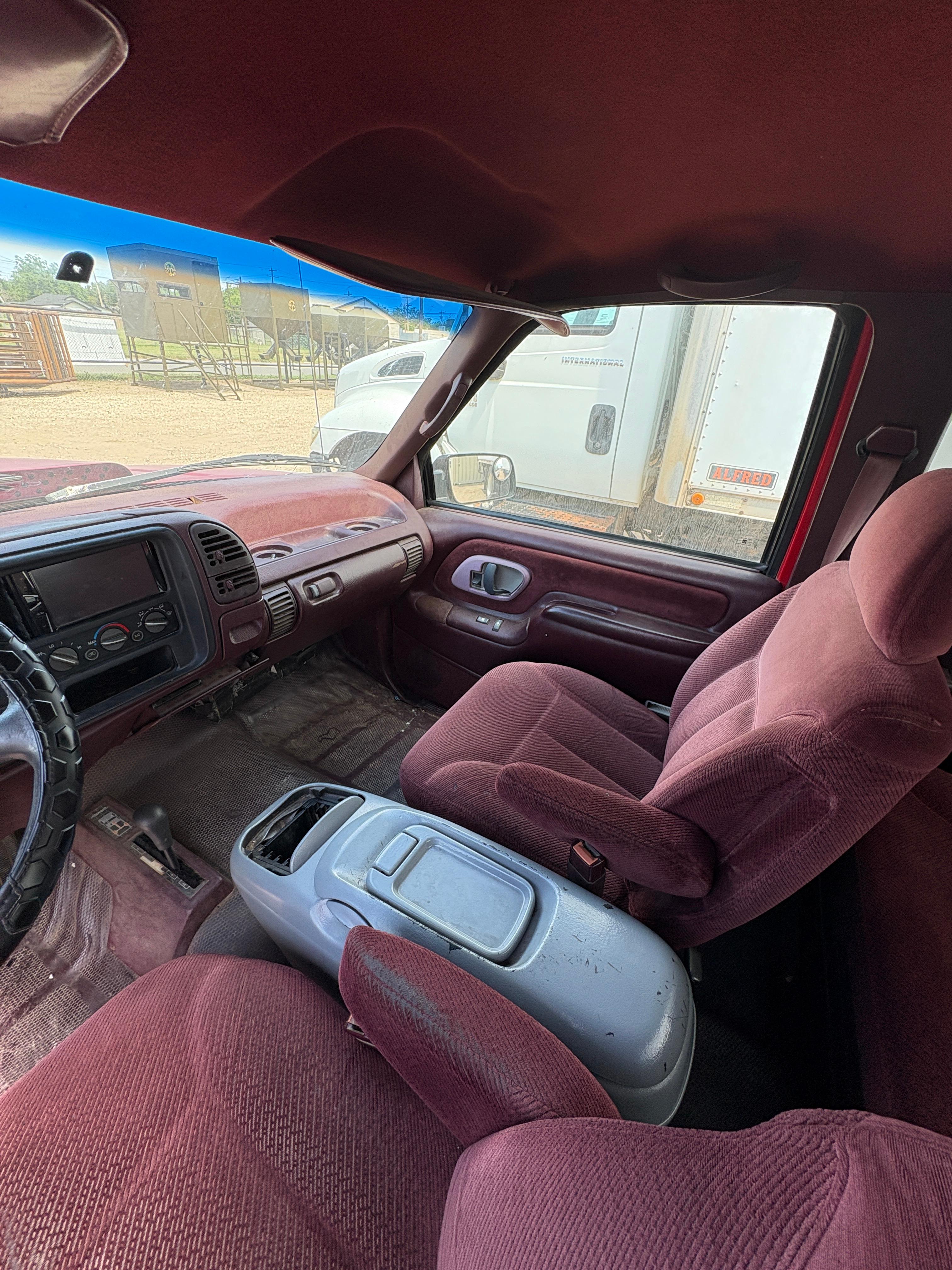 GMC 2500 SLE PICKUP