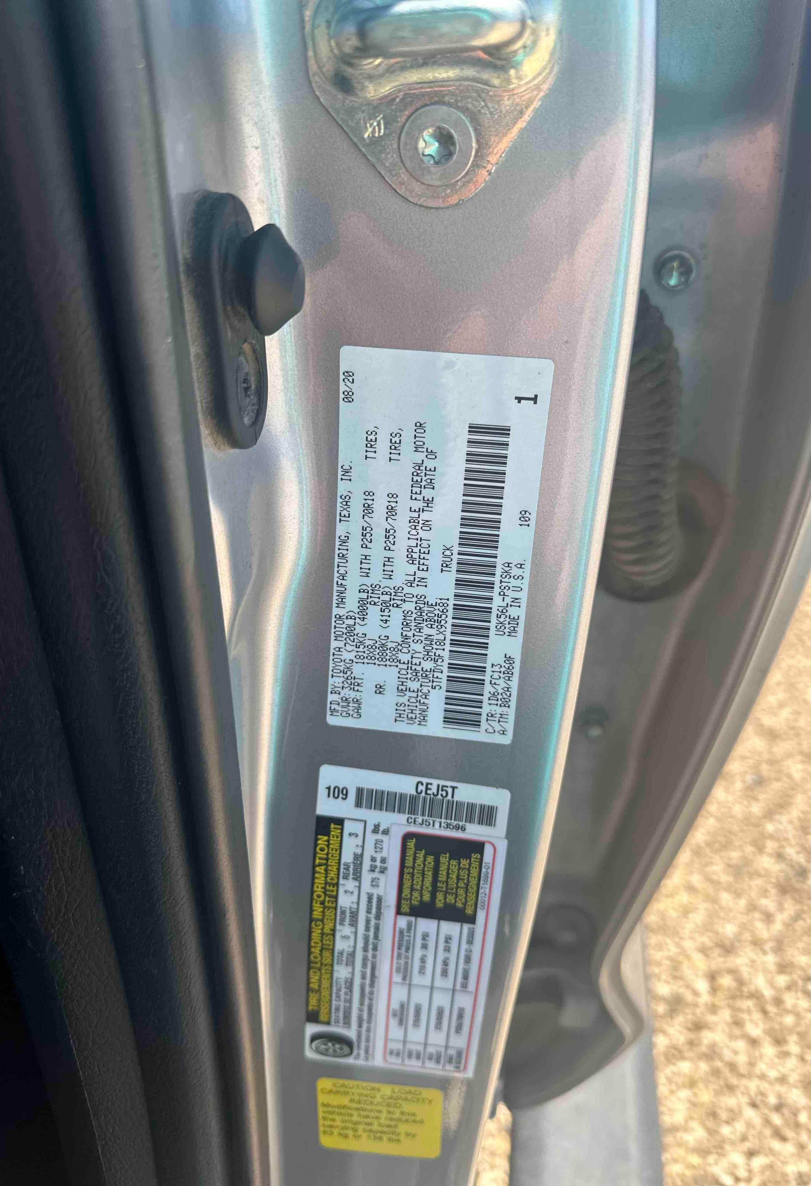 2020 Toyota Tundra Cr Max 4WD 5.7L V8 5TFDY5F18LX955681