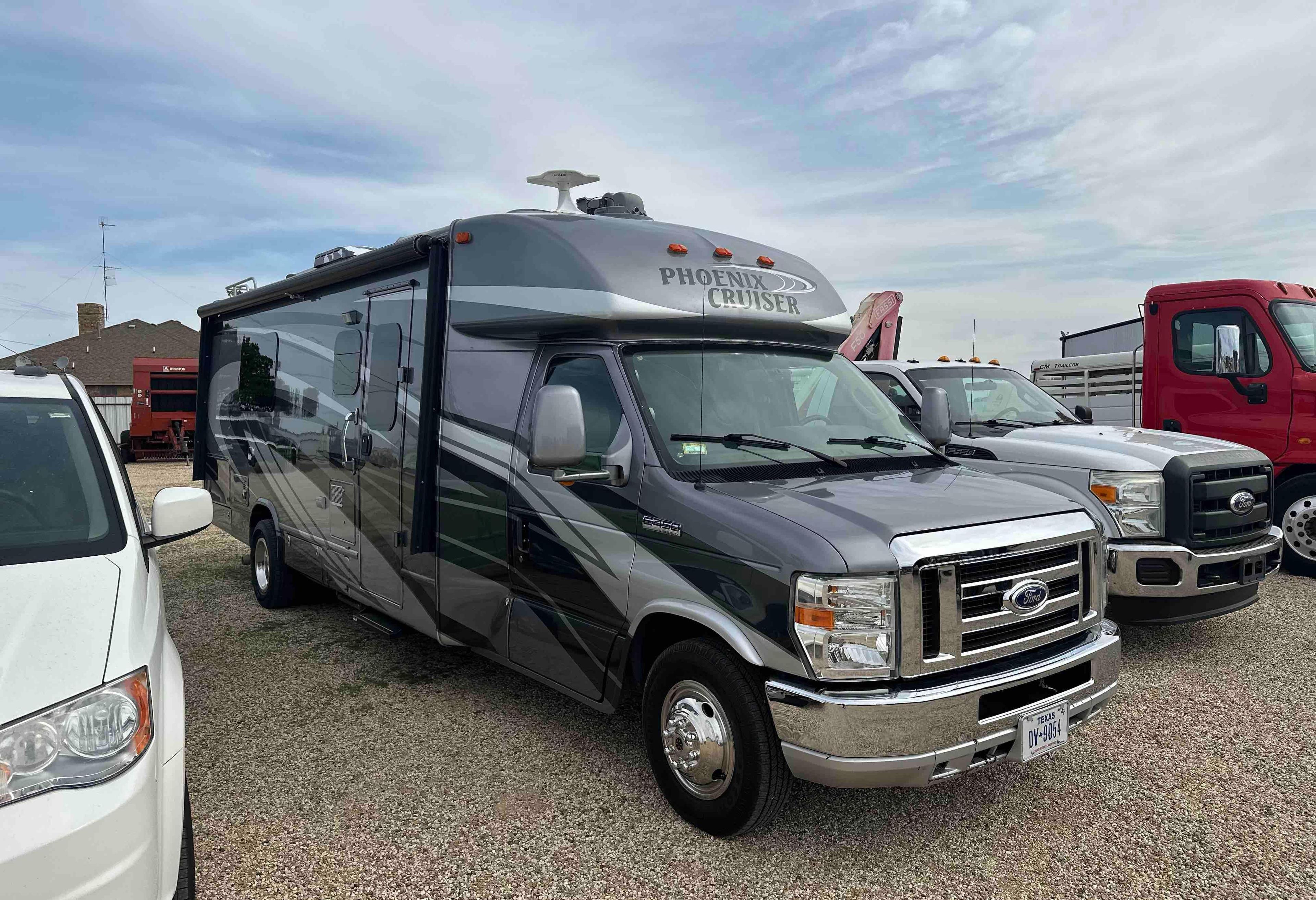 Phoenix Cruiser C-class Motor Home