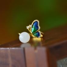 An Exquisite Sterling Silver-Gold Plated Inlaid Jasper Enamel Ring